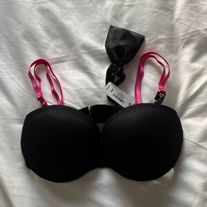 NWT Black Heart Black and Pink Women's Bra